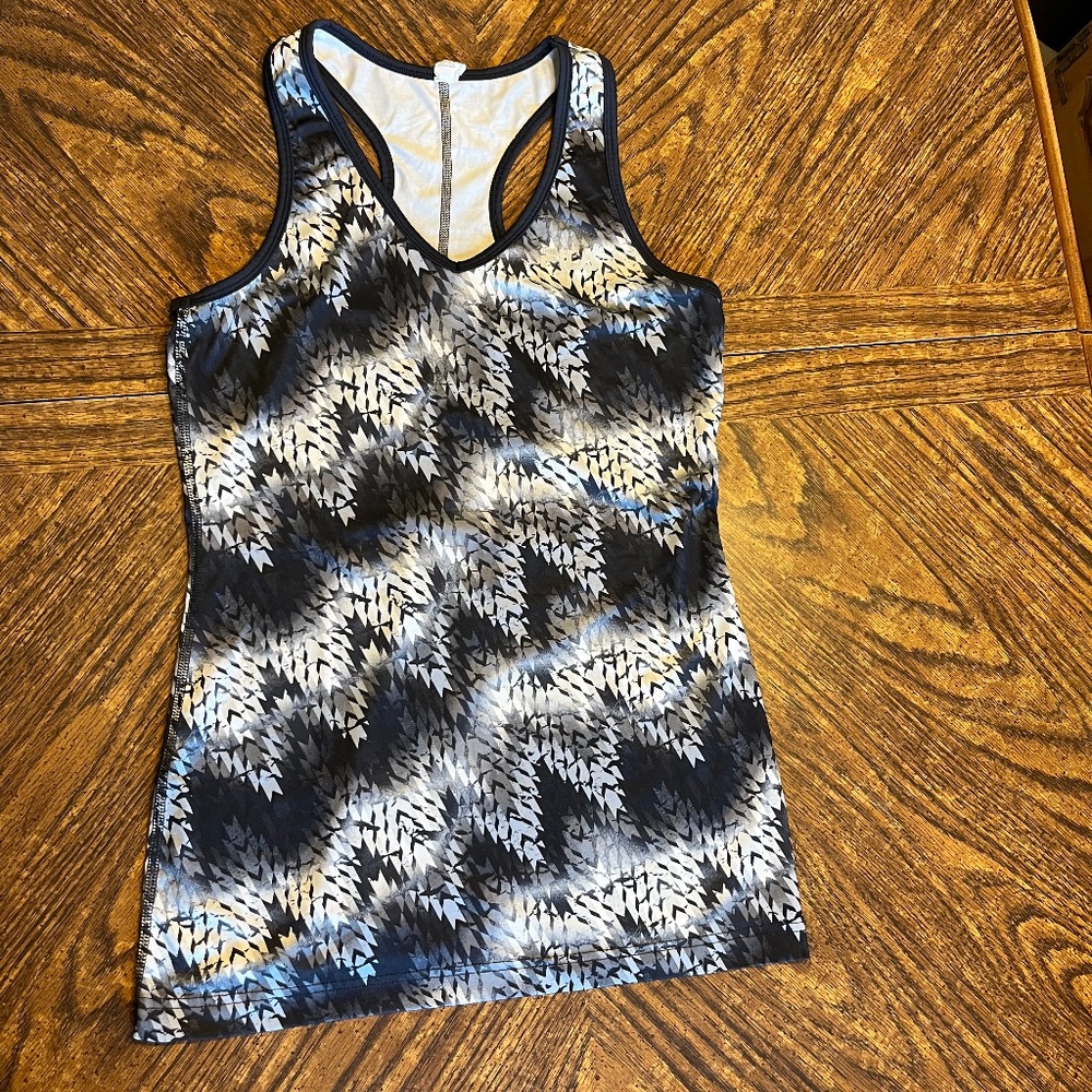 Athletic top